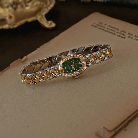 Gold and Green Vintage Style Unique Dainty Women’s Wrist Watch Trendy Cute Gift main image 4